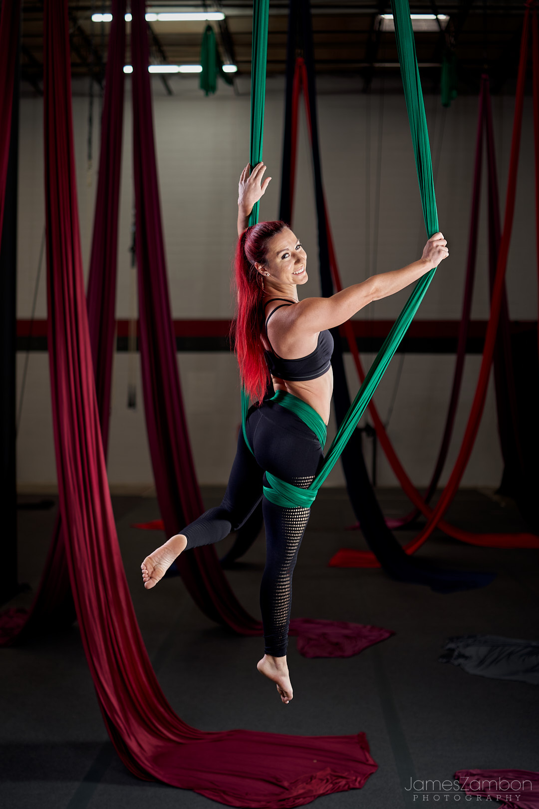 Take your yoga practice to new heights with Trapeze Yoga at Flow Yoga  Studio! 🌟 This innovative practice combines traditional yoga poses…