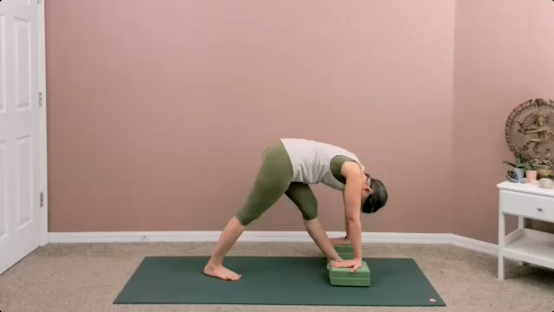 Sunbird Pose - The Yoga Collective - How To Do Sunbird Pose
